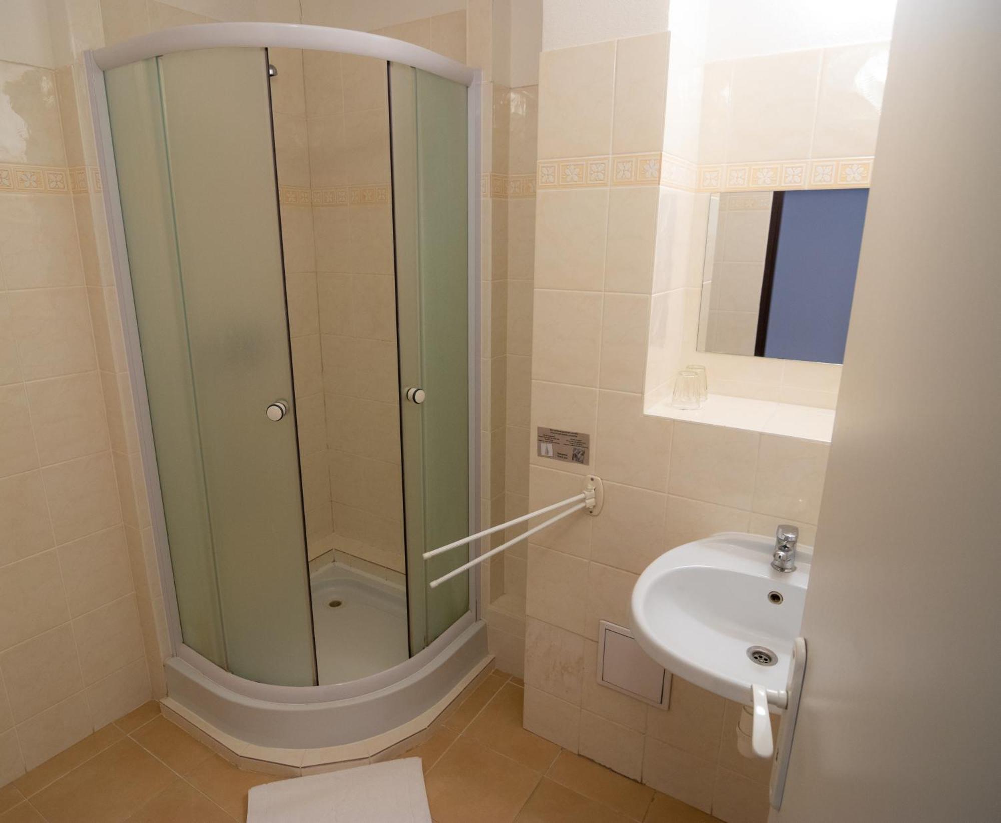 קושיצה Hotel Akademia מראה חיצוני תמונה